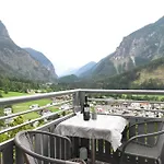 Haus Stefan Апартаменты *