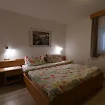 Апартаменты Haus Stefan *